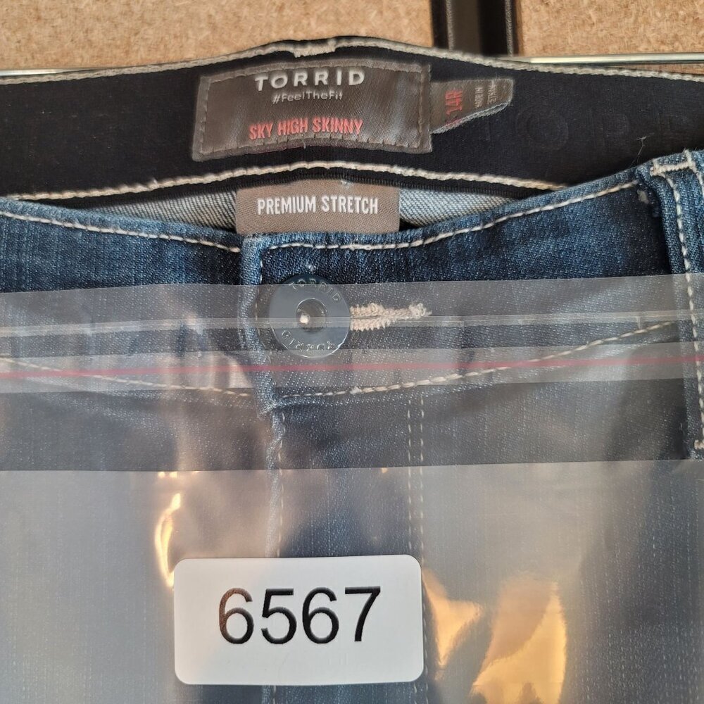 Torrid Jeans Womens‎ 14R - Picture 8 of 8